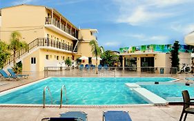 La Caretta Hotel